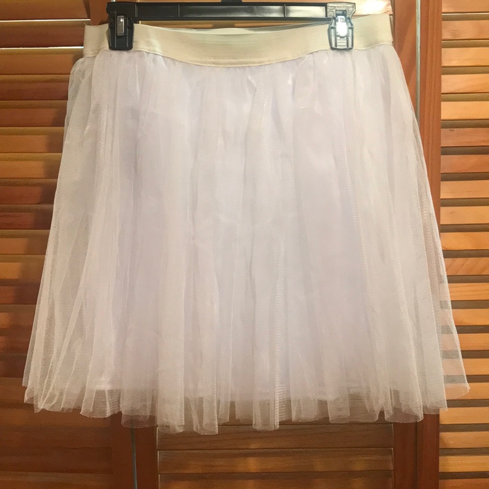 ⚜️White Tool Skirt! NWT!